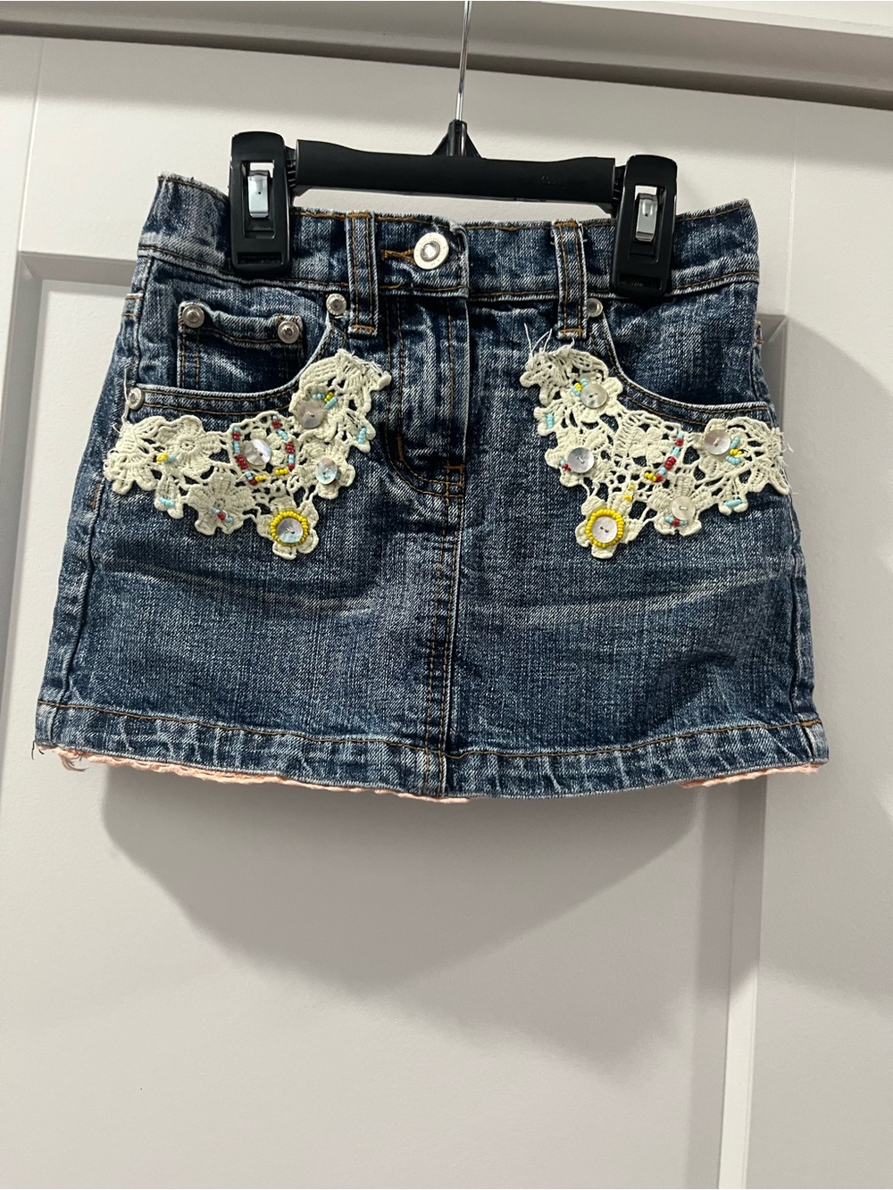 Y2K Eclectic Hannah Banana Girls size 6 Denim Skirt Crochet Sequins Beads Floral